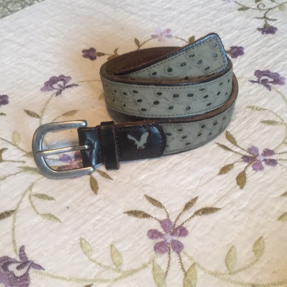 American Eagle belt